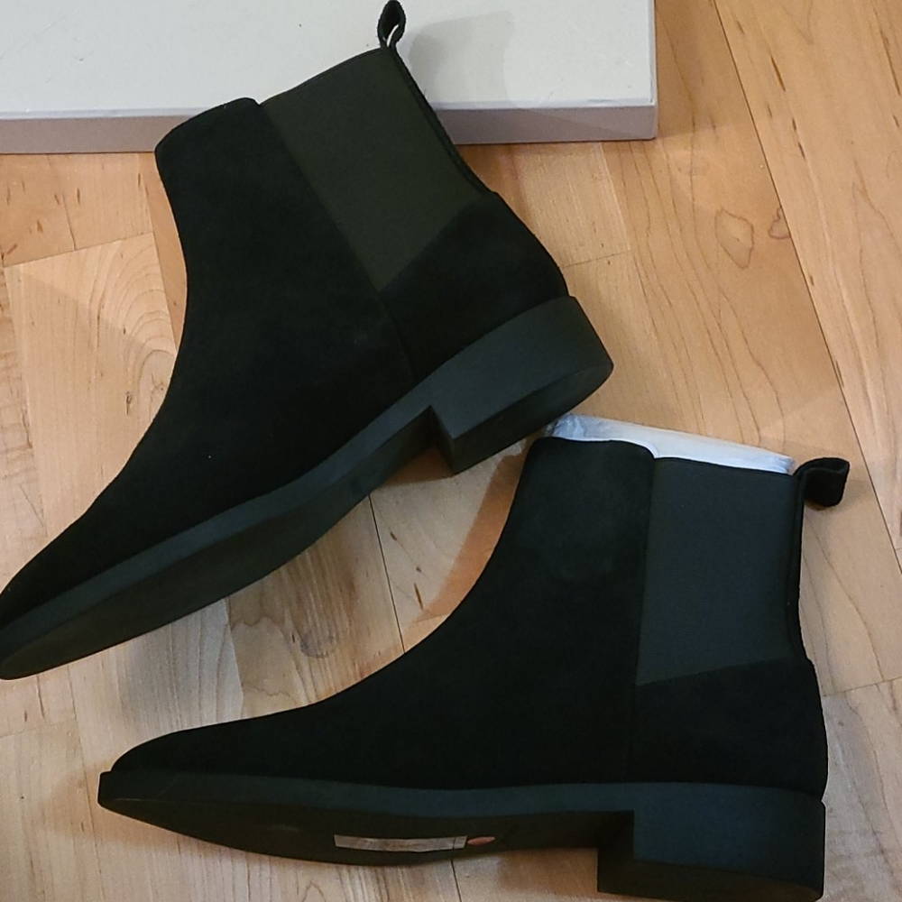 Black Boots